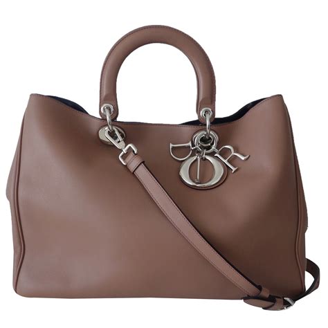 sac dior chaine|sac à main femme Dior.